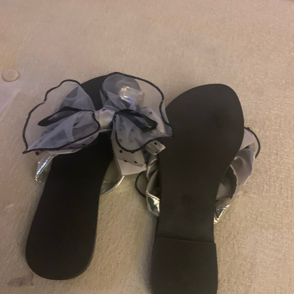 Silver bow sandals